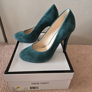 Nine West platform pumps